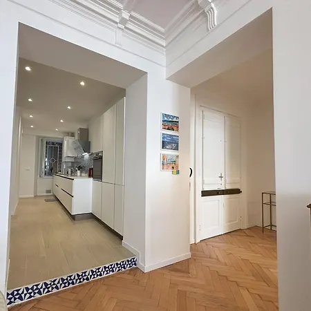 Ted's Torre ترييستي